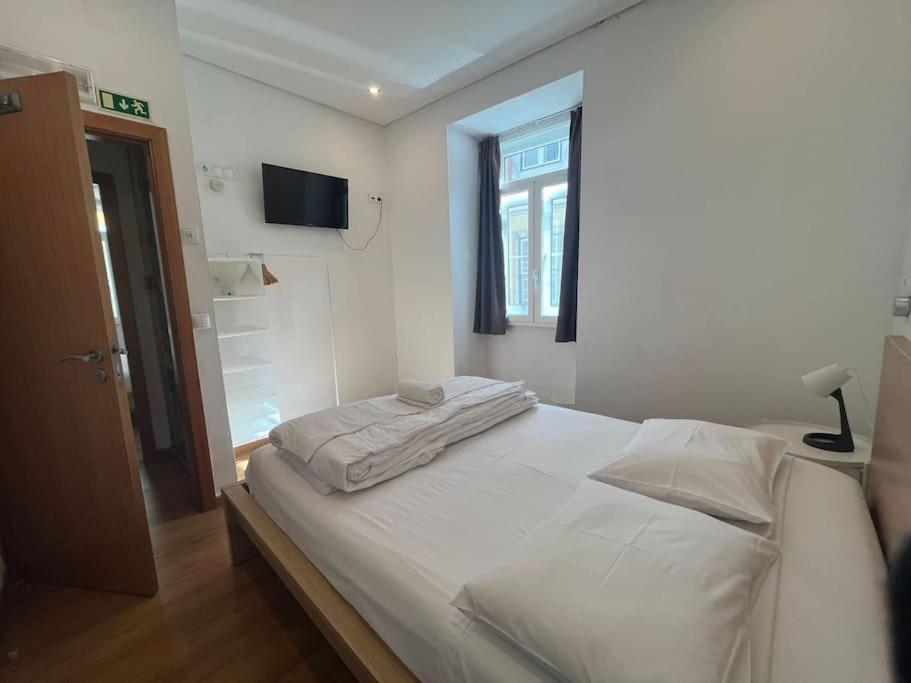 3 Bedroom Apartment - Bairro Alto Residence Lisbon Exterior photo